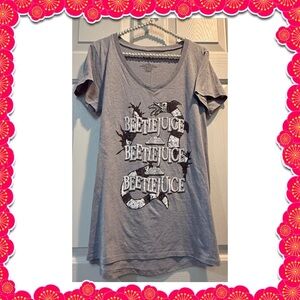 T-shirt - Beetlejuice - gray black white  XL - gently pre-loved. FREE w/purchase